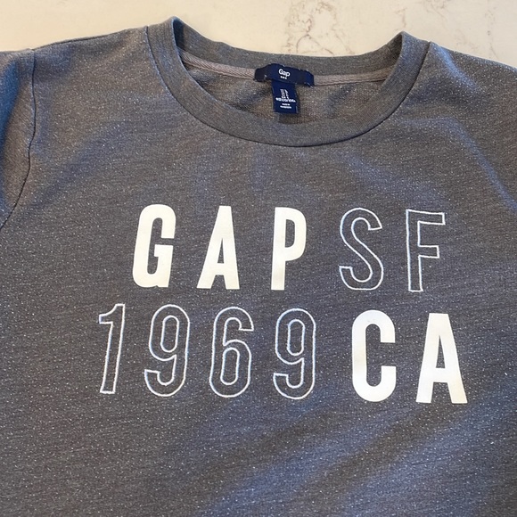 OLD NAVY | Long sleeved sweatshirt | Size L *** runs small *** - Picture 2 of 6